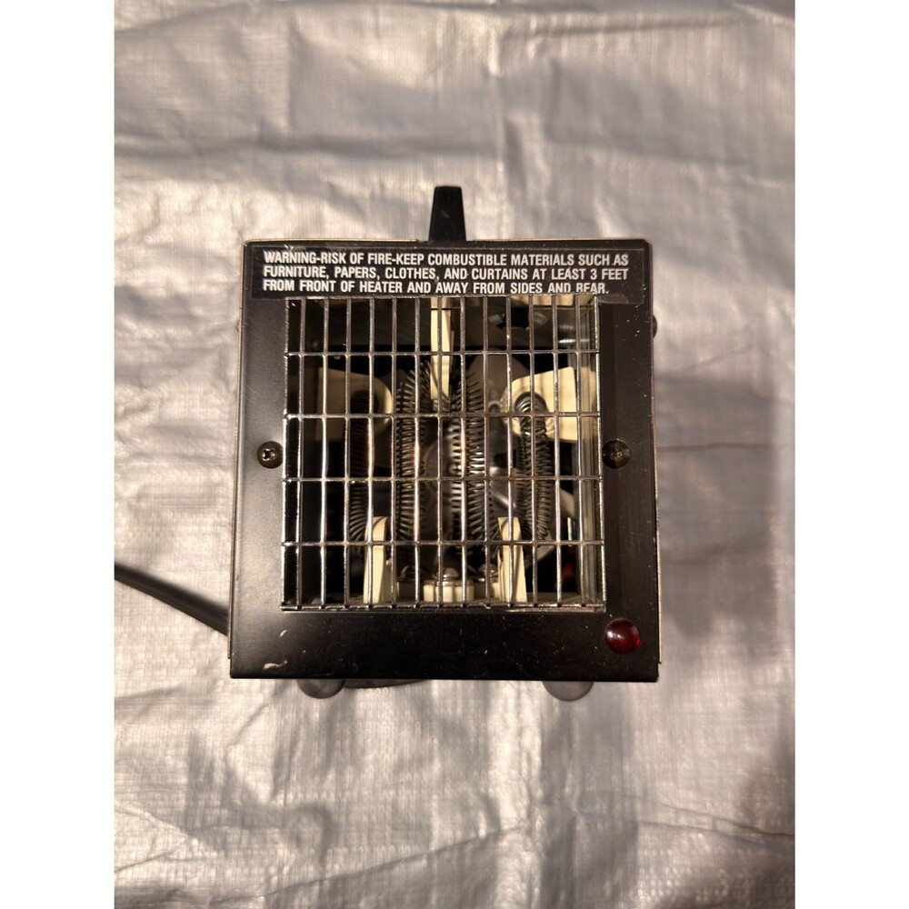 Vintage Big Heat Electric Space Heater Model 6200 Woodgrain Cube Portable Metal